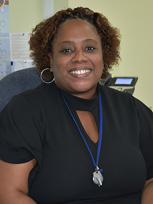 Miss. Lisa Layne